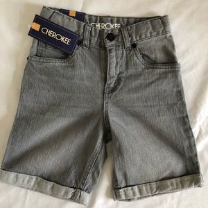 Kids denim shorts size 6